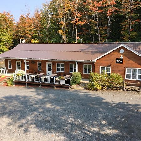 Villa Domaine Des Montagnais Notre-Dame-Des-Bois Esterno foto