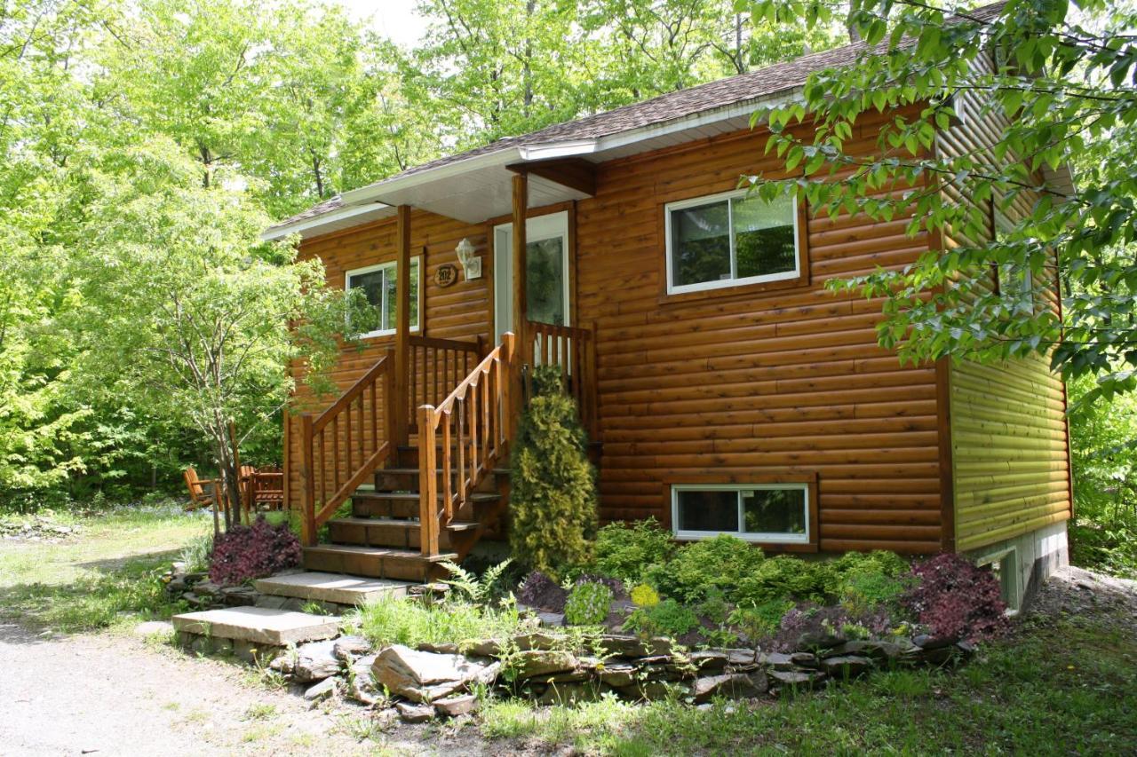 Villa Domaine Des Montagnais Notre-Dame-Des-Bois Esterno foto