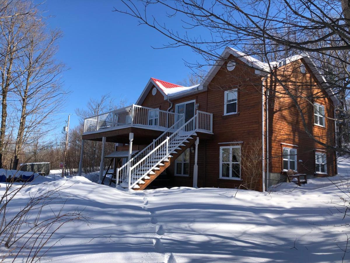 Villa Domaine Des Montagnais Notre-Dame-Des-Bois Esterno foto